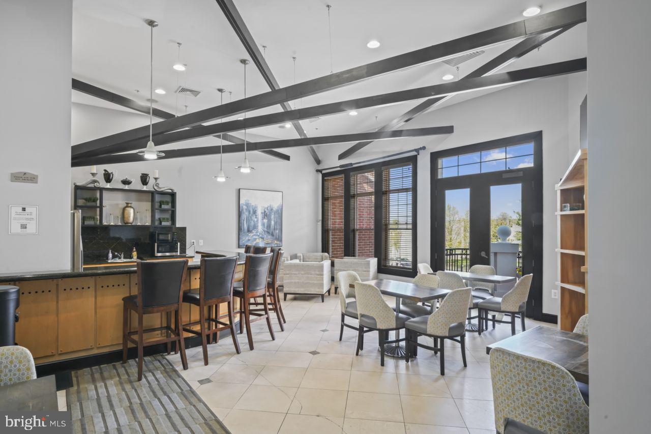 FAIRFAX RIDGE CONDOS - Residential