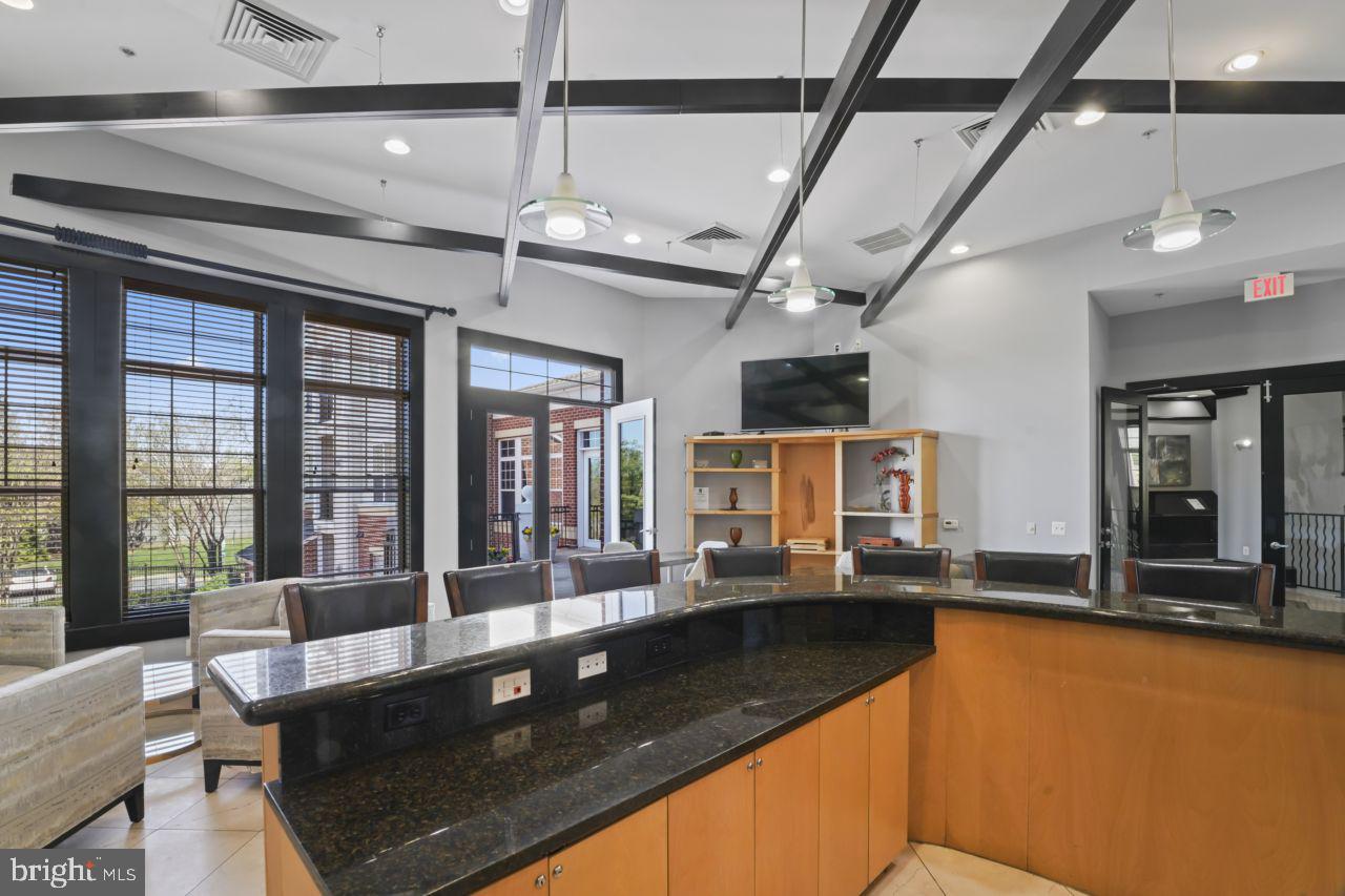 FAIRFAX RIDGE CONDOS - Residential