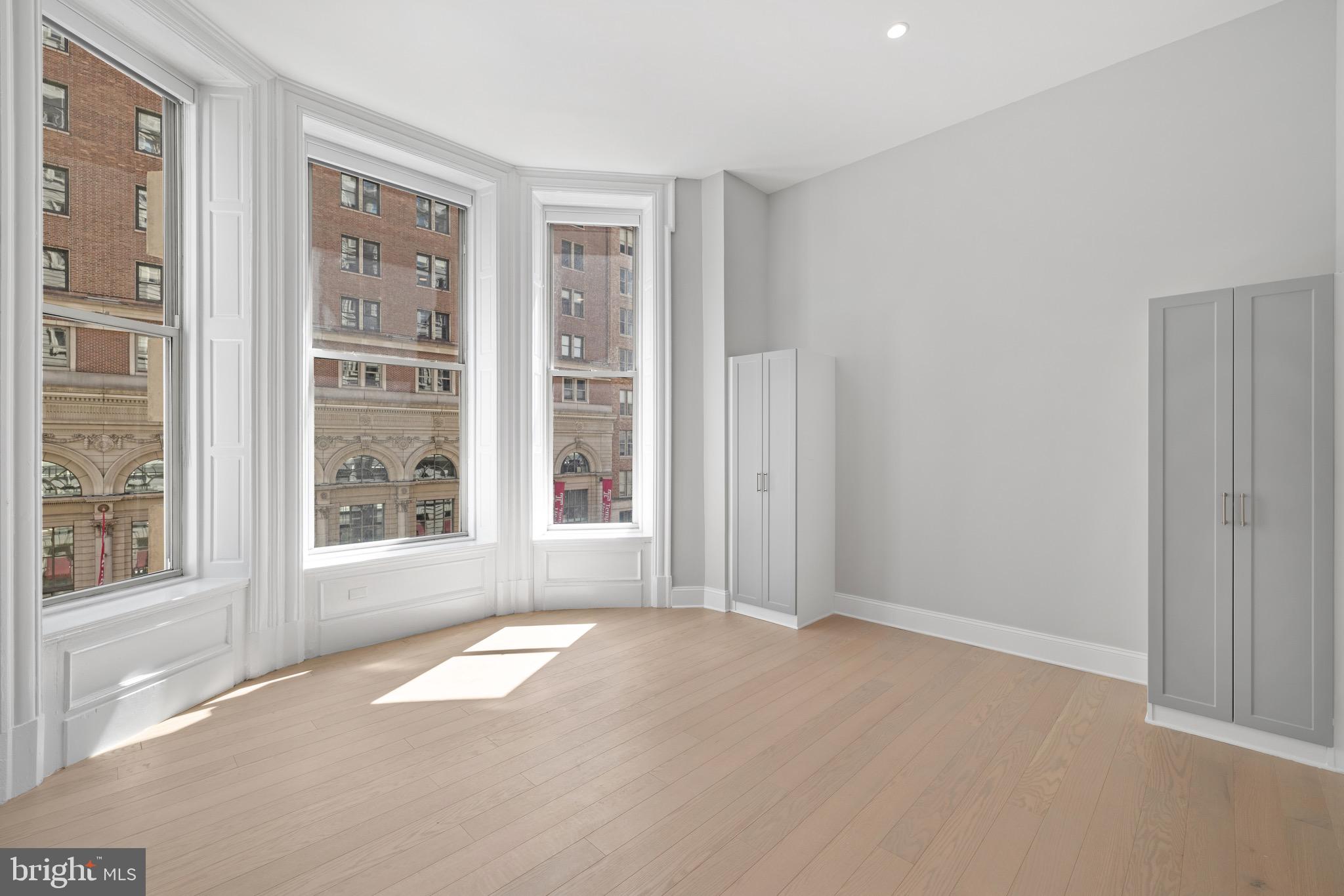 CENTER CITY - Residential Lease