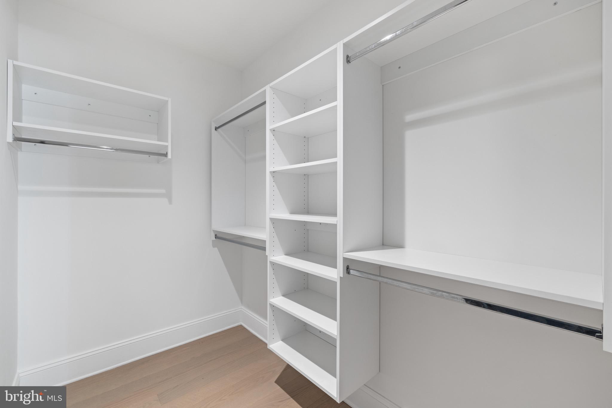 CENTER CITY - Residential Lease