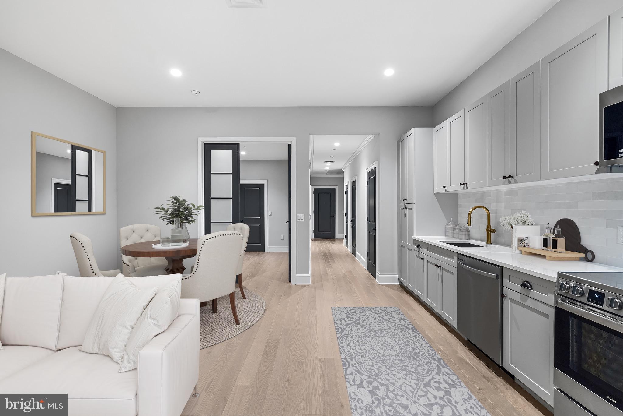 CENTER CITY - Residential Lease