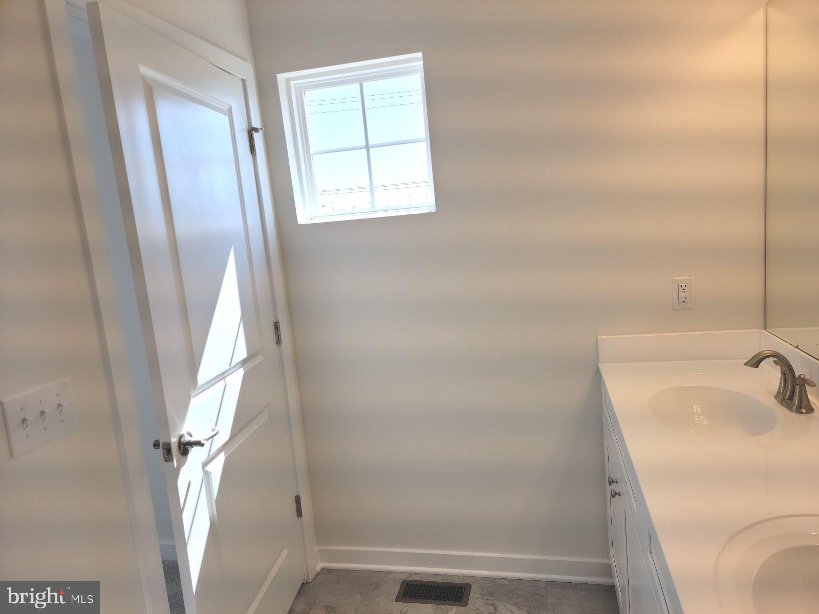 TOWNES AT SHANNON HILL - Residential Lease