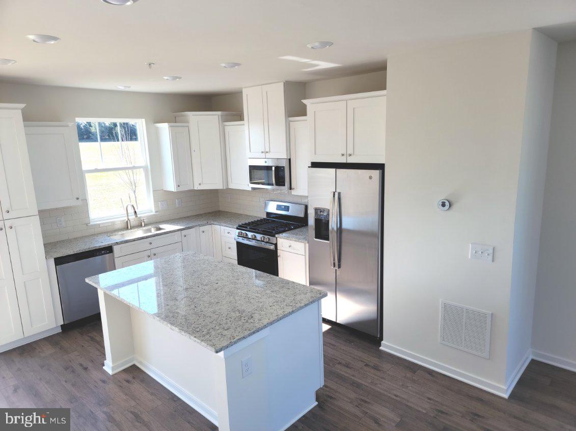 TOWNES AT SHANNON HILL - Residential Lease