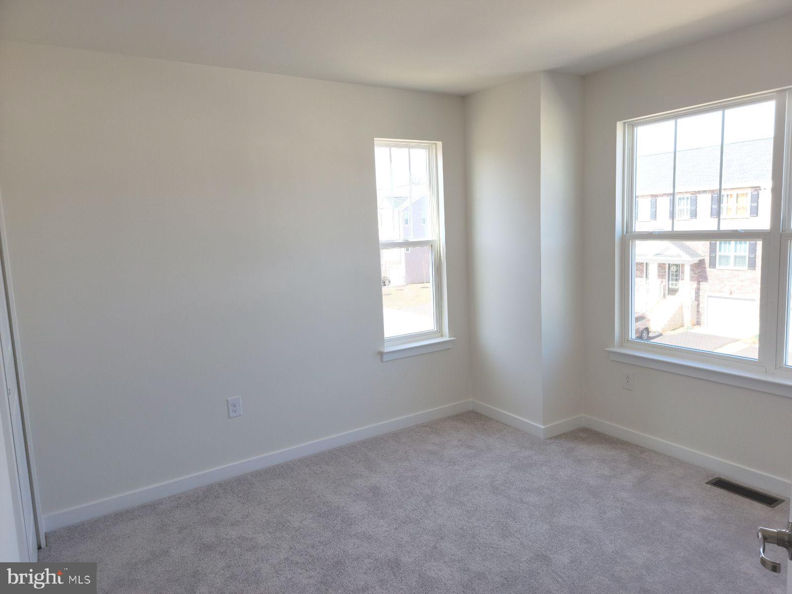 TOWNES AT SHANNON HILL - Residential Lease