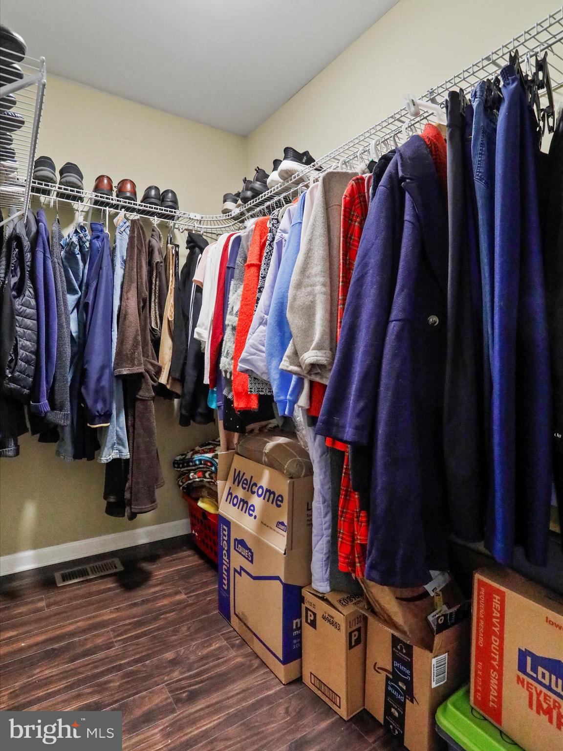 HICKORY RUN - Residential