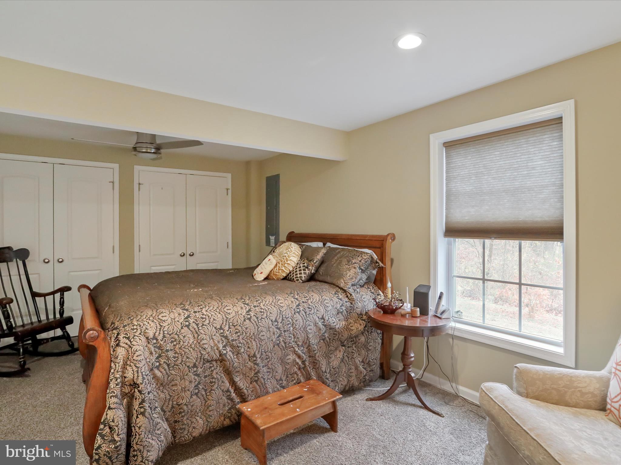 HICKORY RUN - Residential