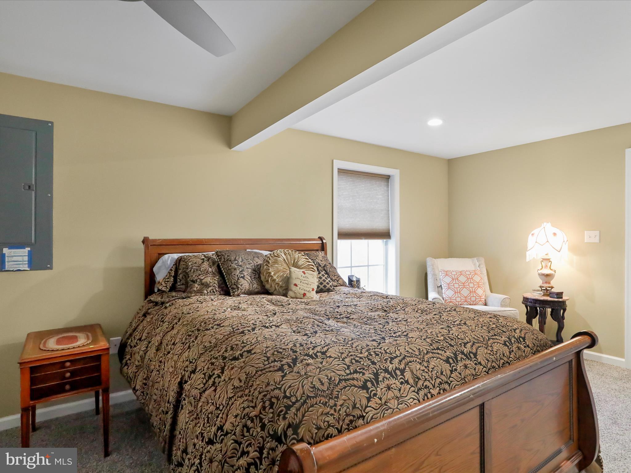 HICKORY RUN - Residential