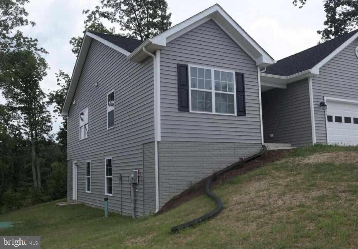 HICKORY RUN - Residential