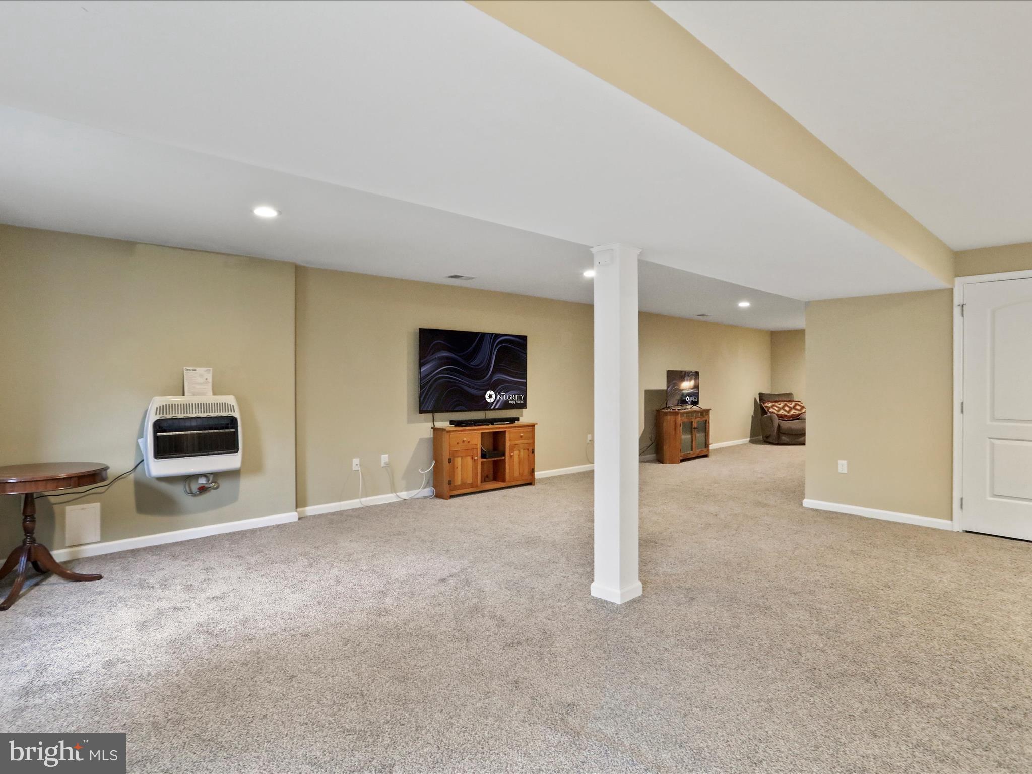 HICKORY RUN - Residential