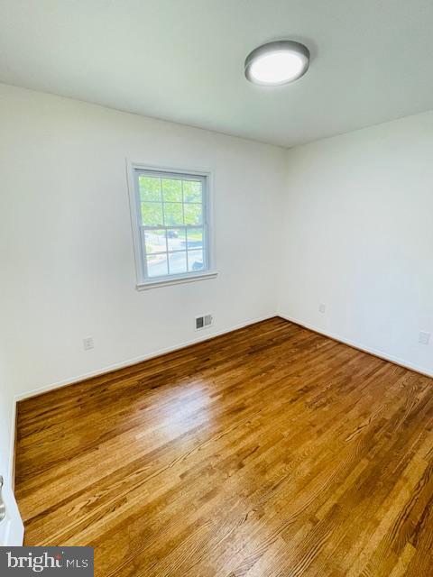 ROLLING VALLEY - Residential Lease