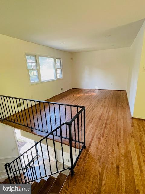 ROLLING VALLEY - Residential Lease