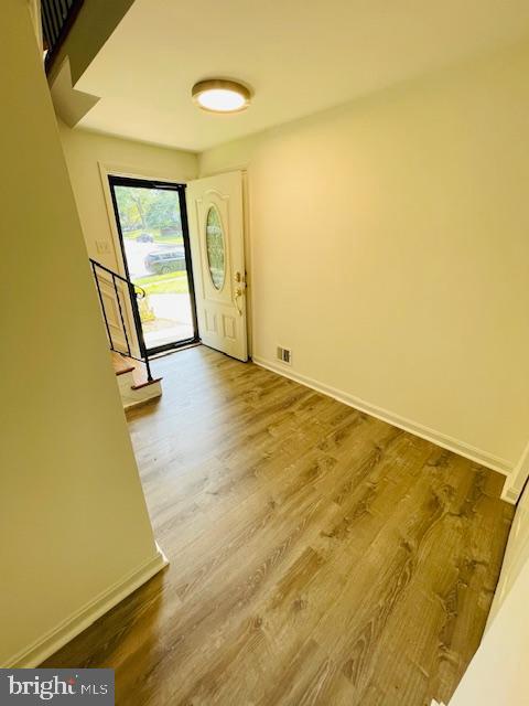 ROLLING VALLEY - Residential Lease