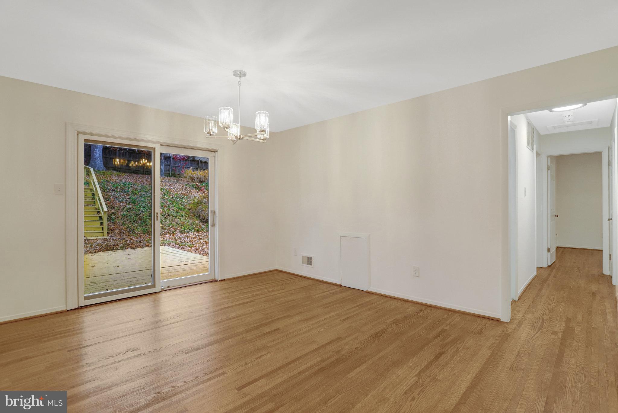 ROLLING VALLEY - Residential Lease