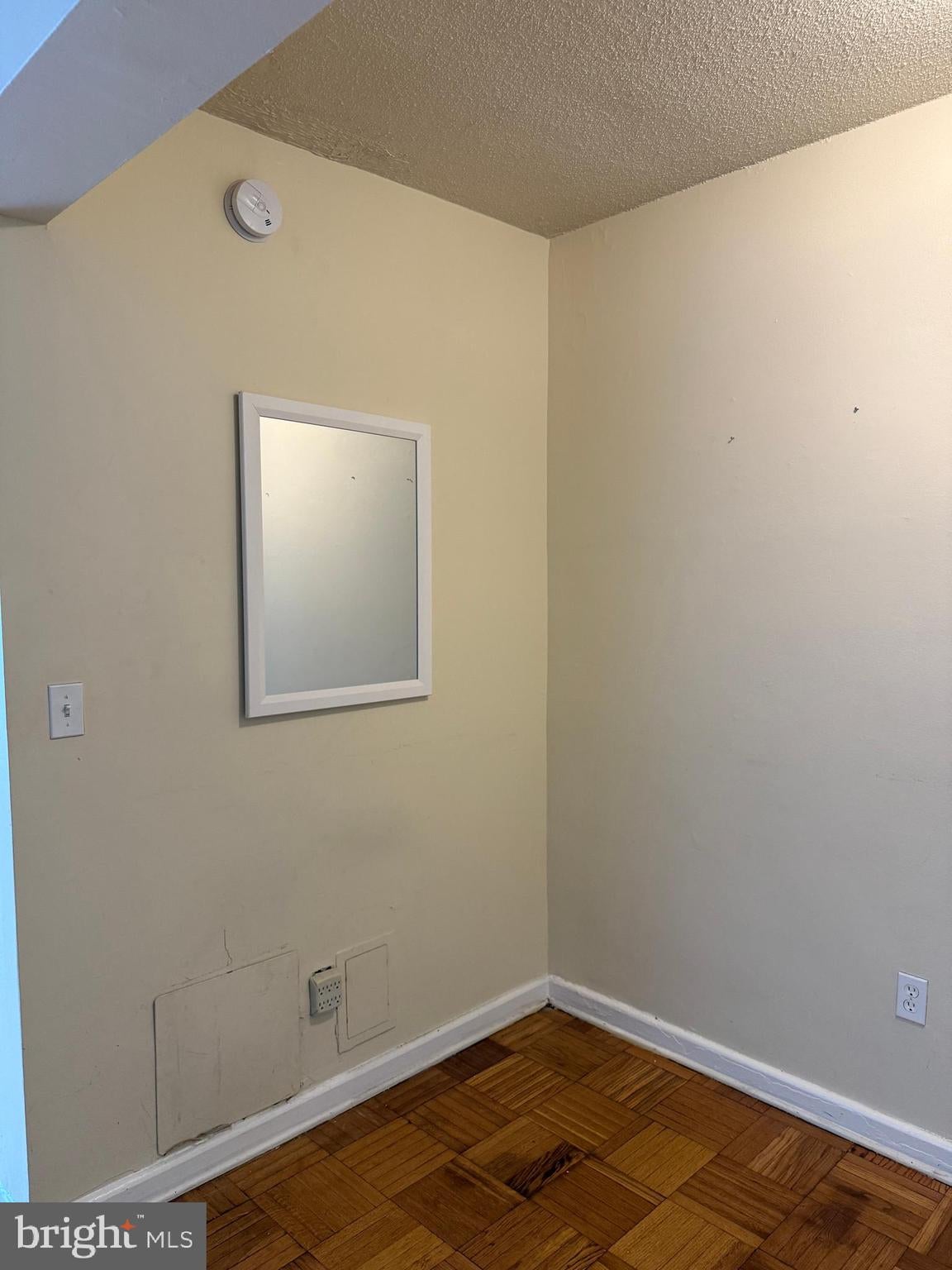 2141 I STREET NW 516