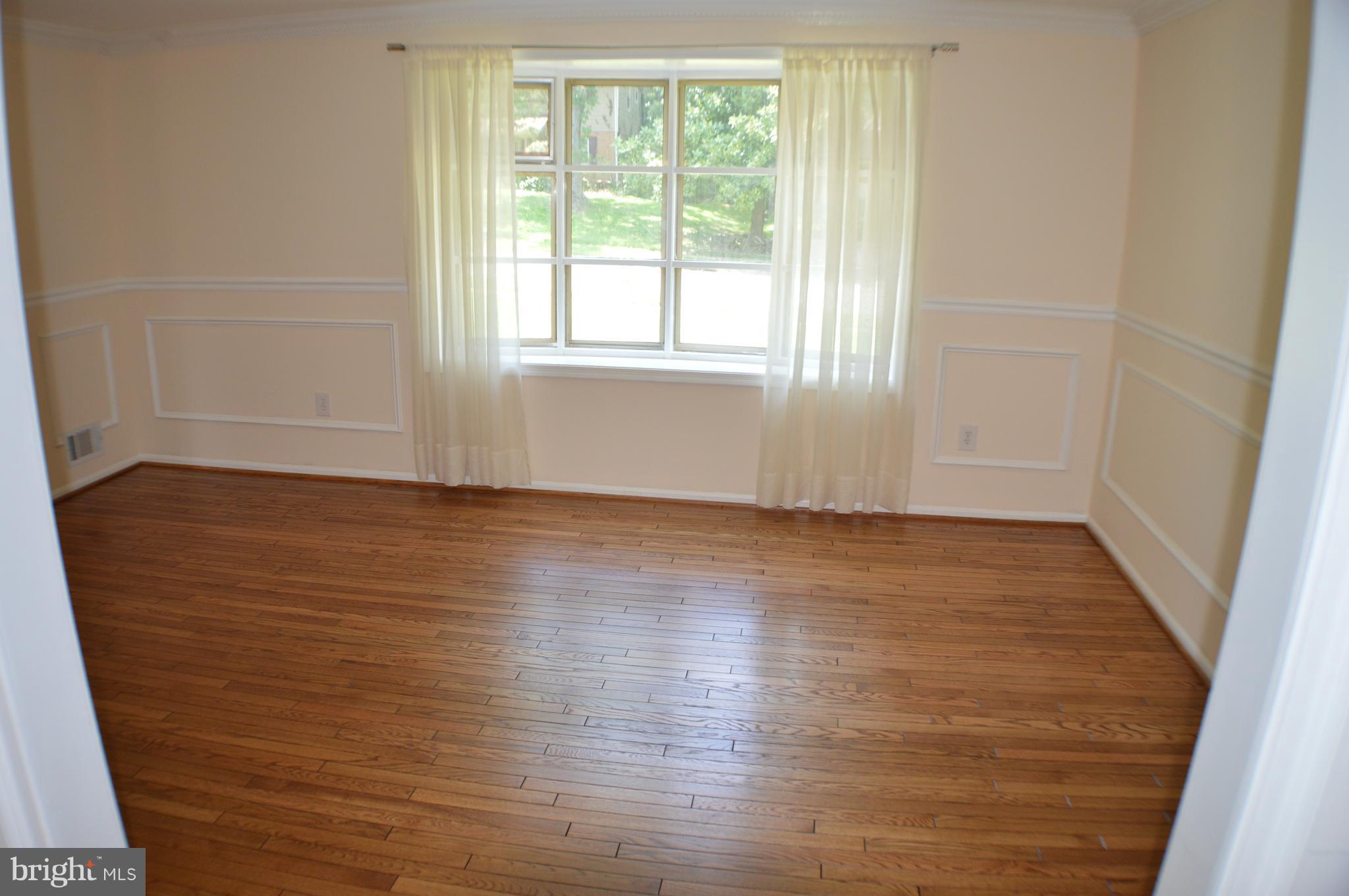 KINGS PARK WEST - Residential