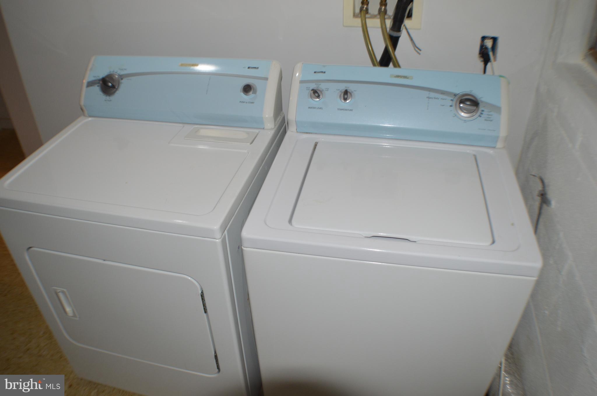 KINGS PARK WEST - Residential