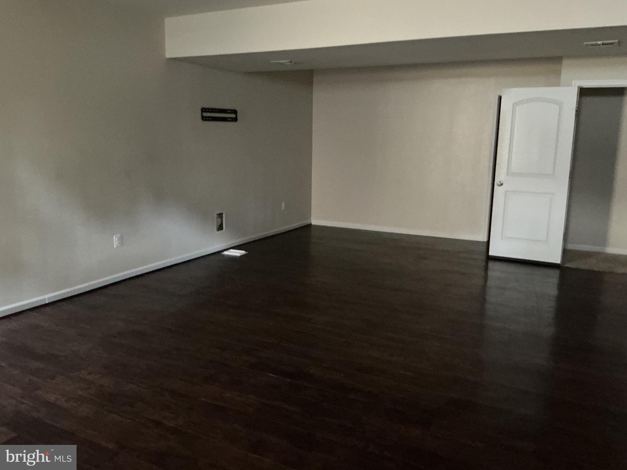 WOODMORE TOWNE CENTRE - Residential