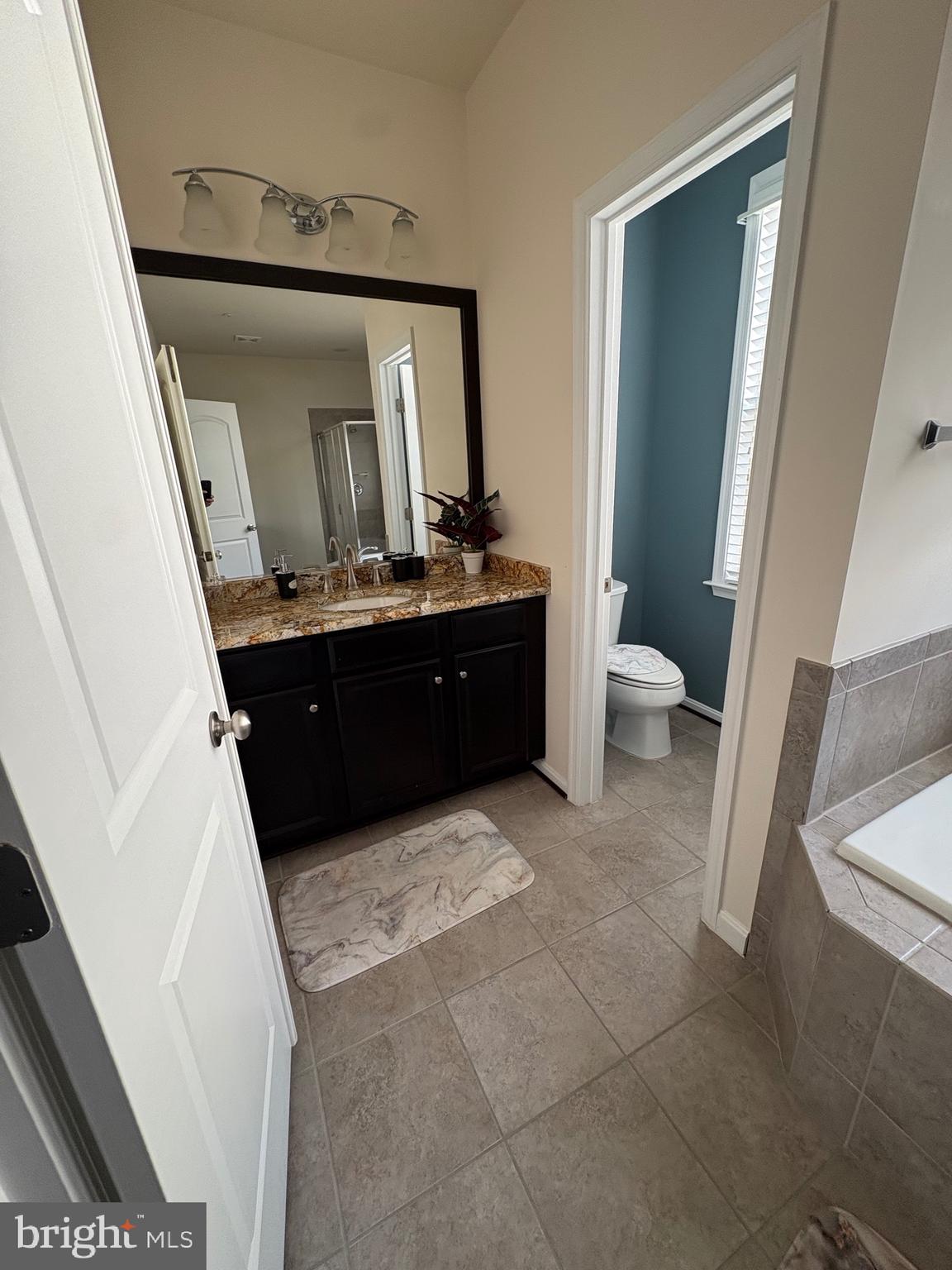 WOODMORE TOWNE CENTRE - Residential