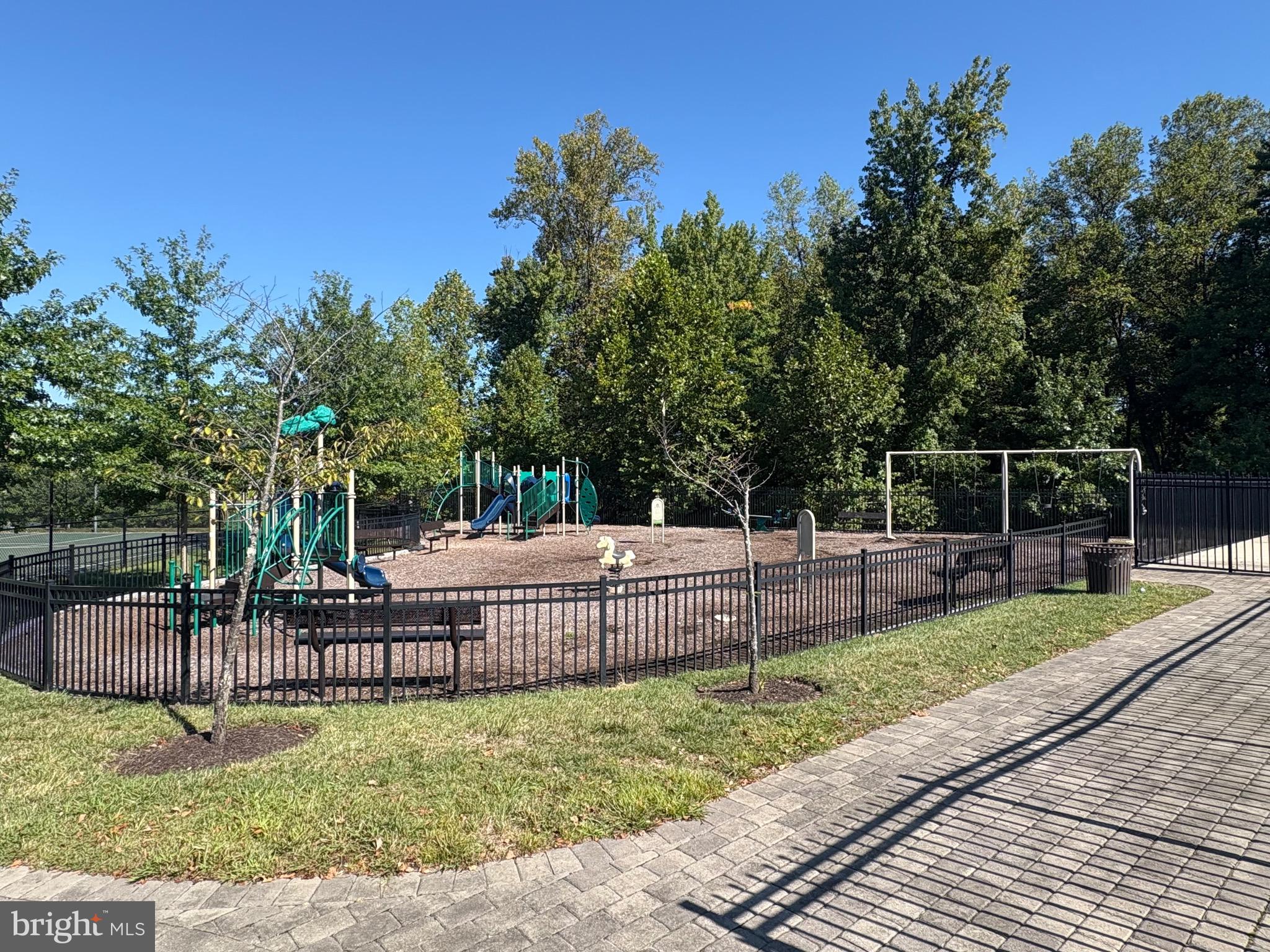 WOODMORE TOWNE CENTRE - Residential