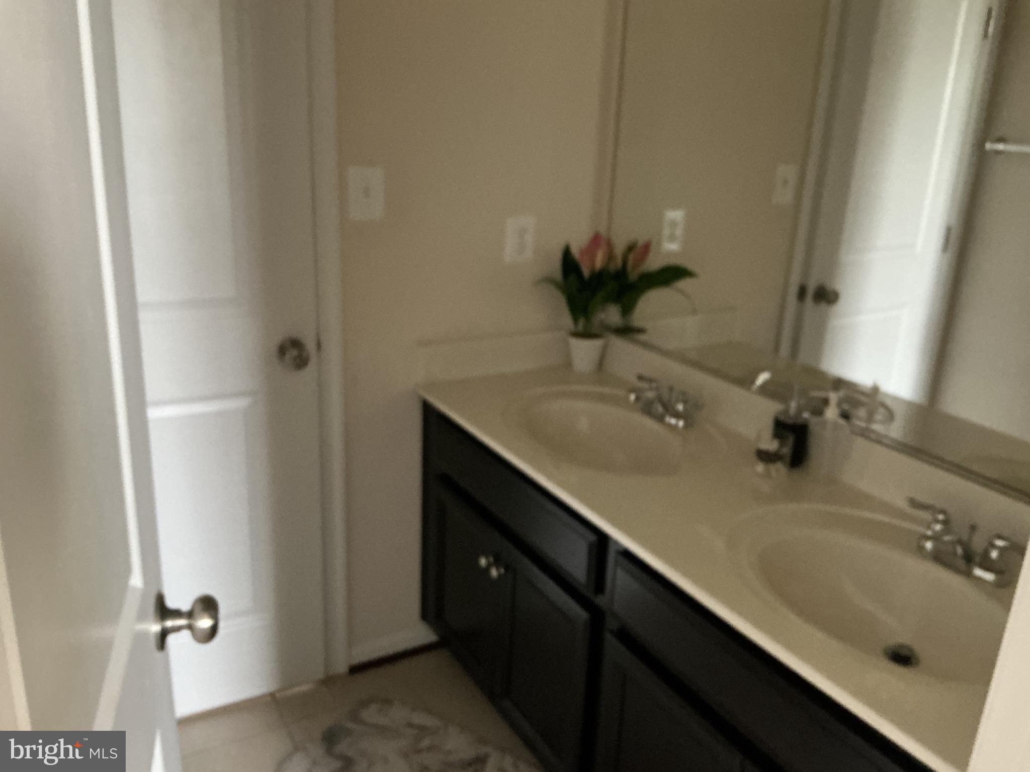 WOODMORE TOWNE CENTRE - Residential