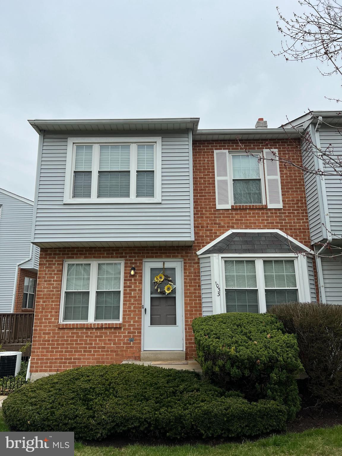 Beautifully updated home with a finished basement all in sought after Northridge Estates.