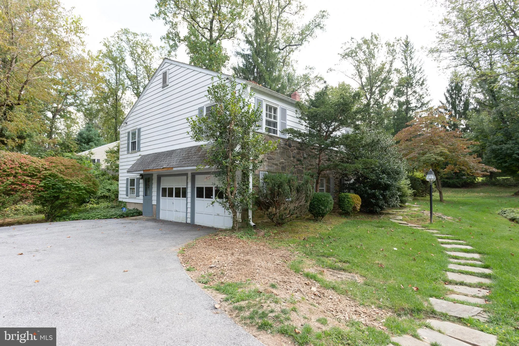 Berwyn, Pennsylvania 19312, United States, 4 Bedrooms Bedrooms, ,3 BathroomsBathrooms,Residential,Pending,209045