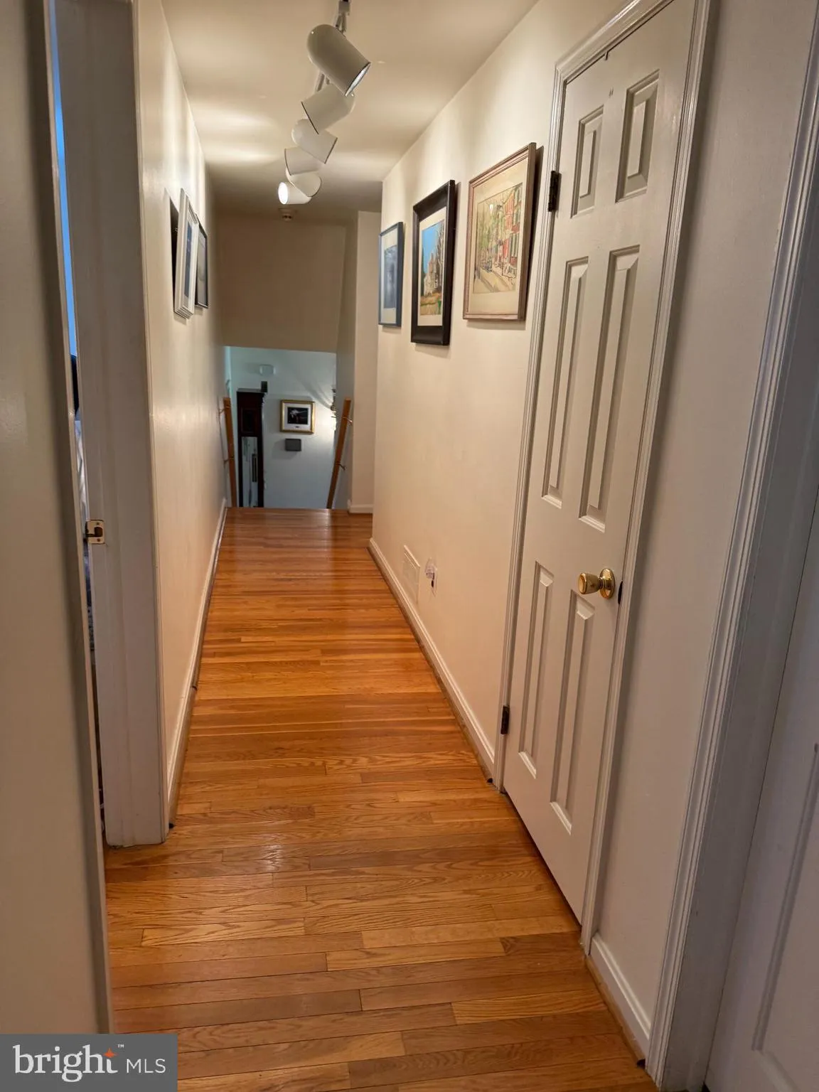 Berwyn, Pennsylvania 19312, United States, 4 Bedrooms Bedrooms, ,3 BathroomsBathrooms,Residential,Pending,209045