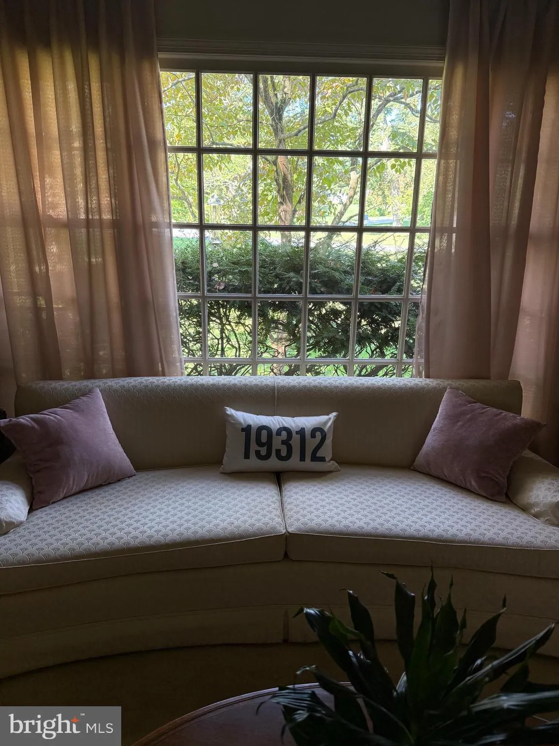 Berwyn, Pennsylvania 19312, United States, 4 Bedrooms Bedrooms, ,3 BathroomsBathrooms,Residential,Pending,209045