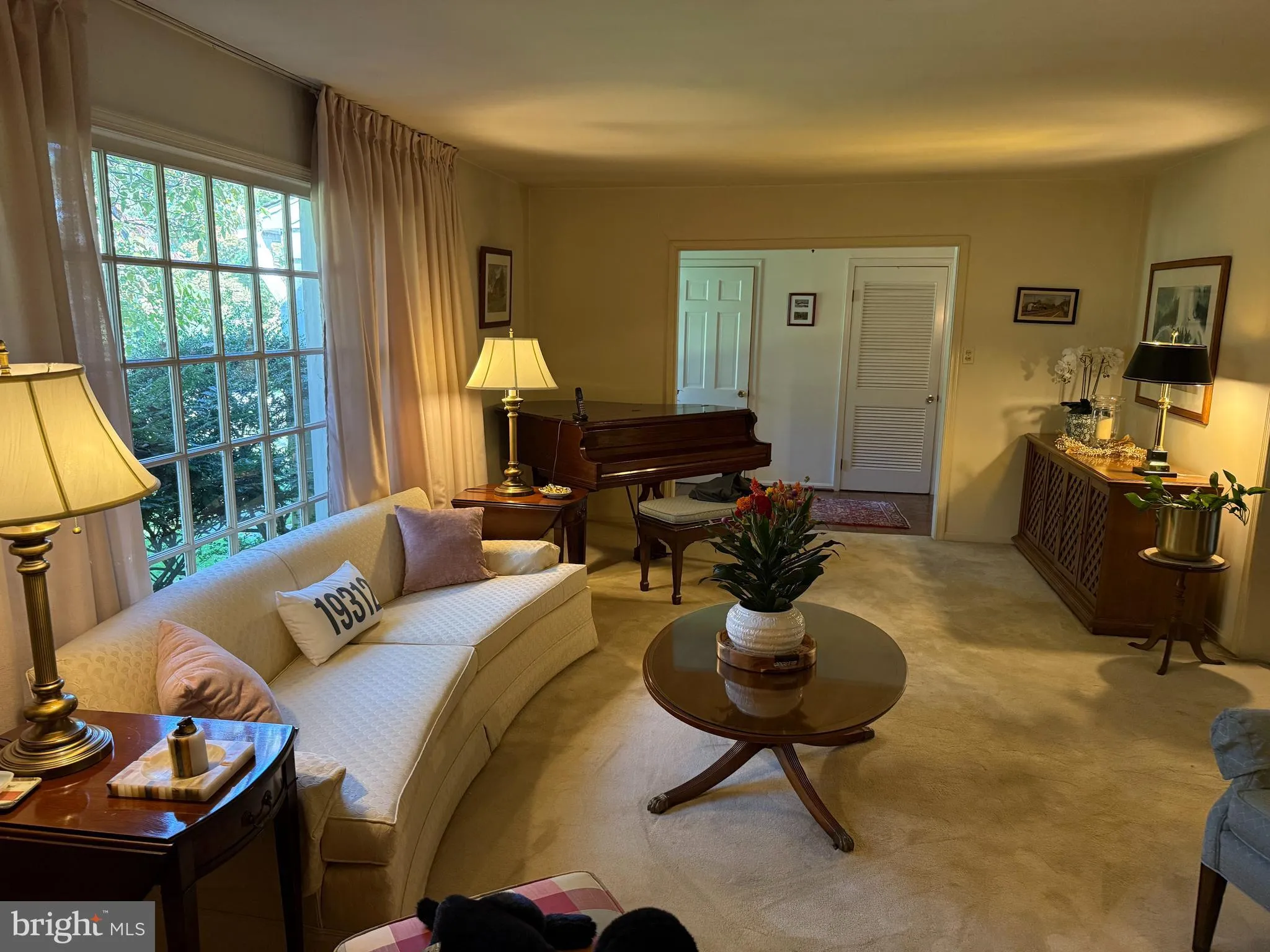 Berwyn, Pennsylvania 19312, United States, 4 Bedrooms Bedrooms, ,3 BathroomsBathrooms,Residential,Pending,209045