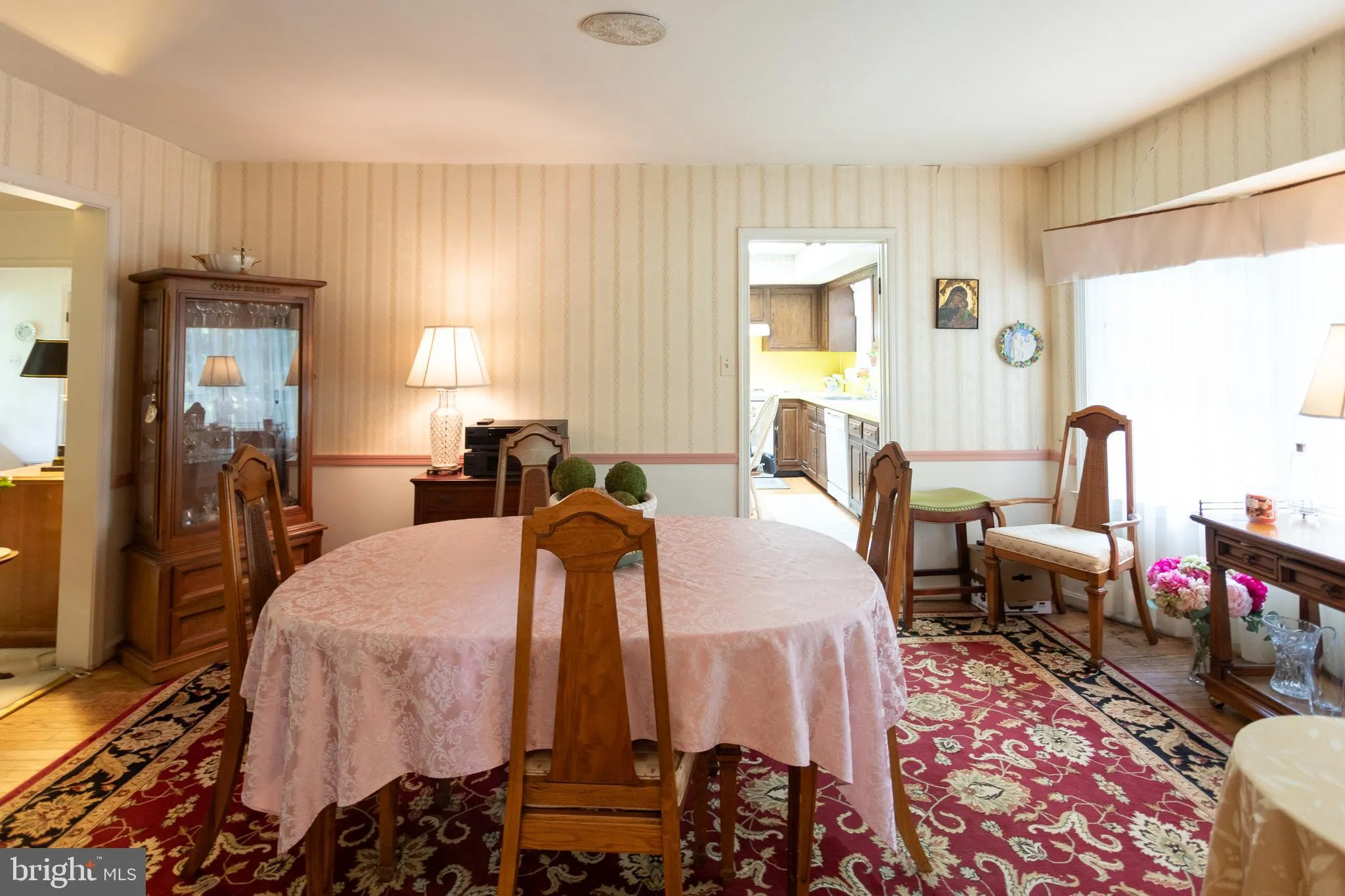 Berwyn, Pennsylvania 19312, United States, 4 Bedrooms Bedrooms, ,3 BathroomsBathrooms,Residential,Pending,209045