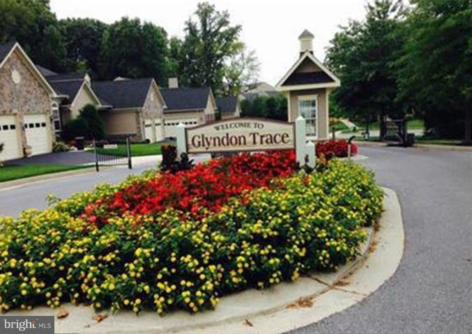 GLYNDON TRACE - Residential
