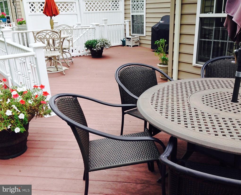 GLYNDON TRACE - Residential