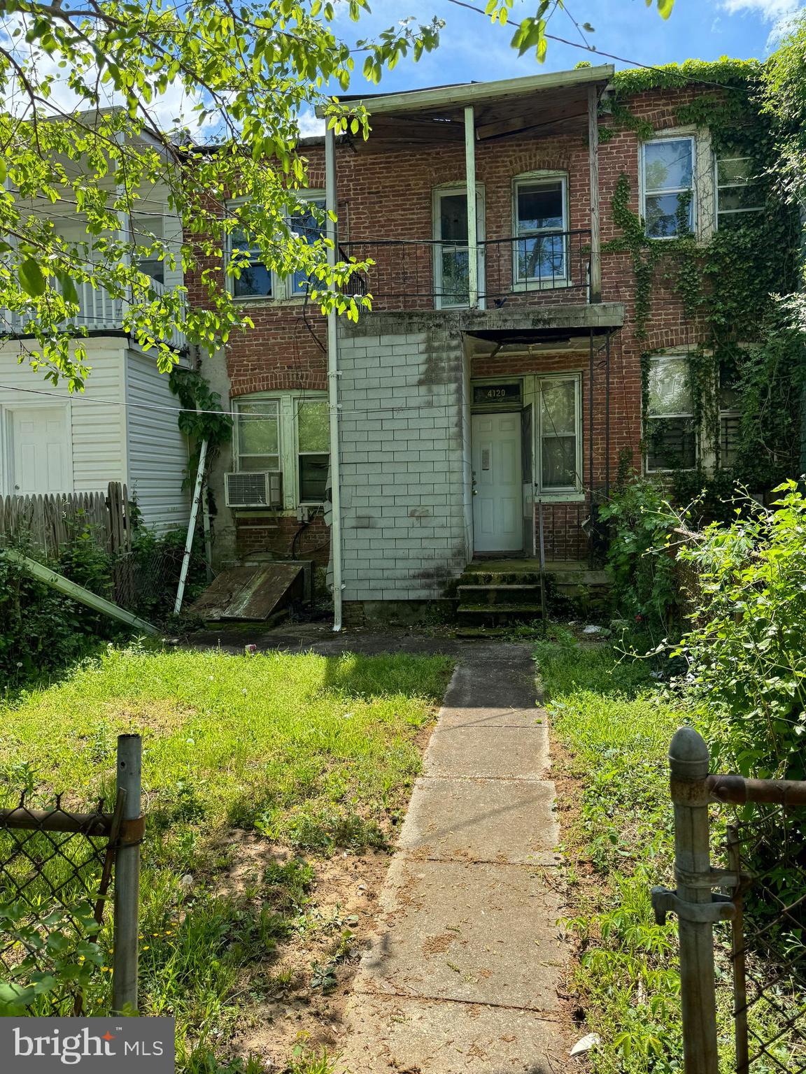 WEST FOREST PARK - Residential