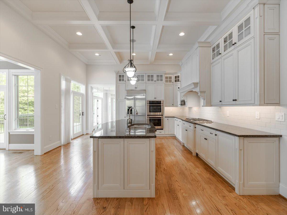 BRICK HOUSE FARM - Residential