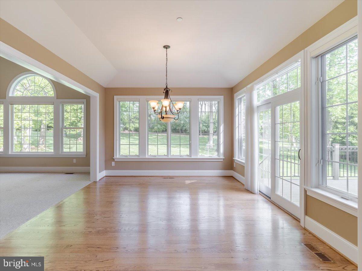 BRICK HOUSE FARM - Residential