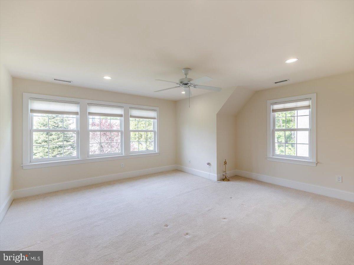 BRICK HOUSE FARM - Residential