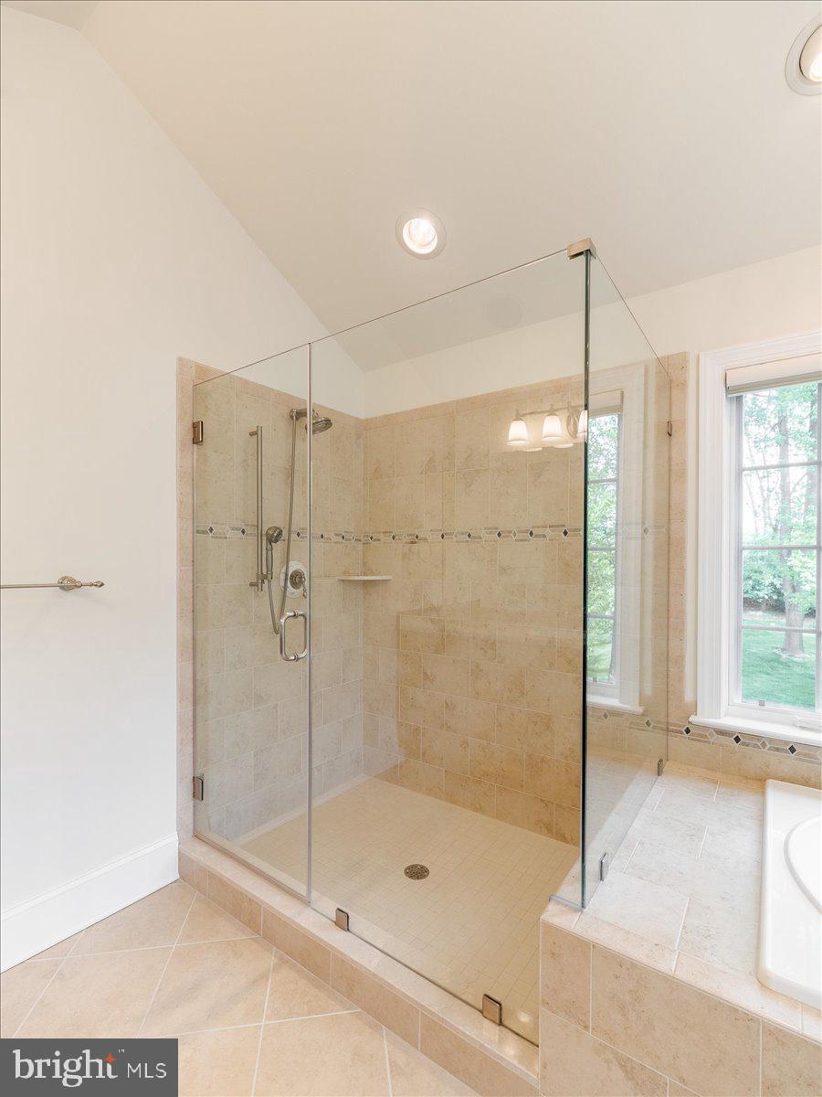 BRICK HOUSE FARM - Residential