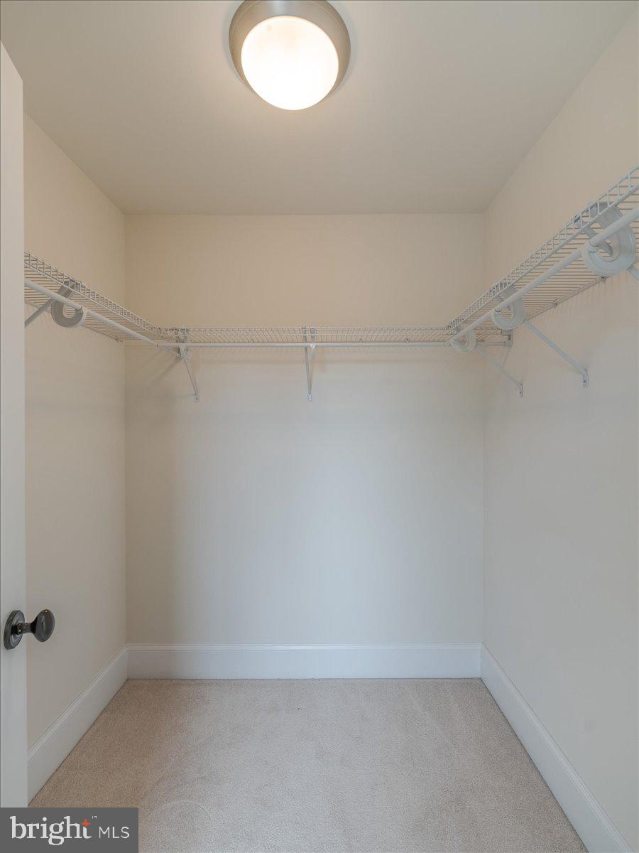 BRICK HOUSE FARM - Residential