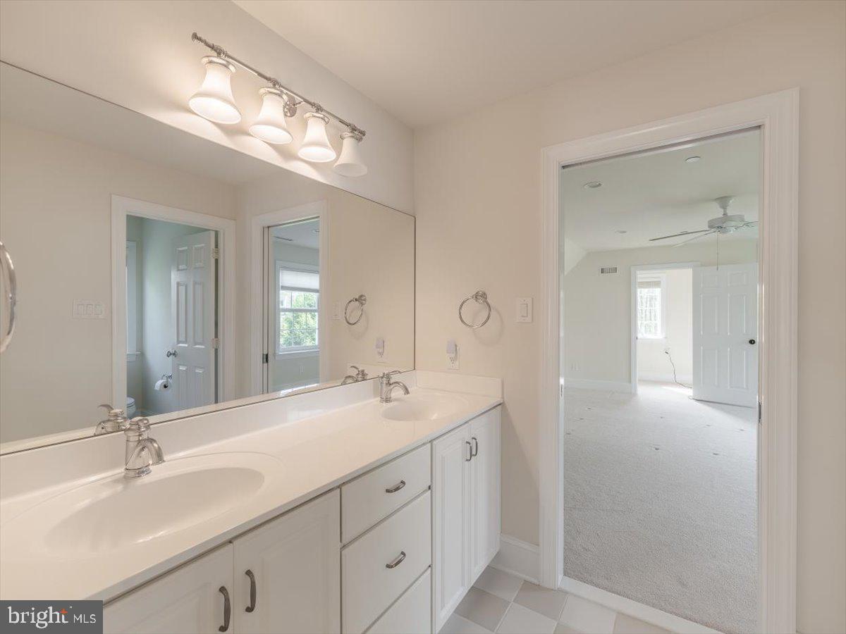 BRICK HOUSE FARM - Residential