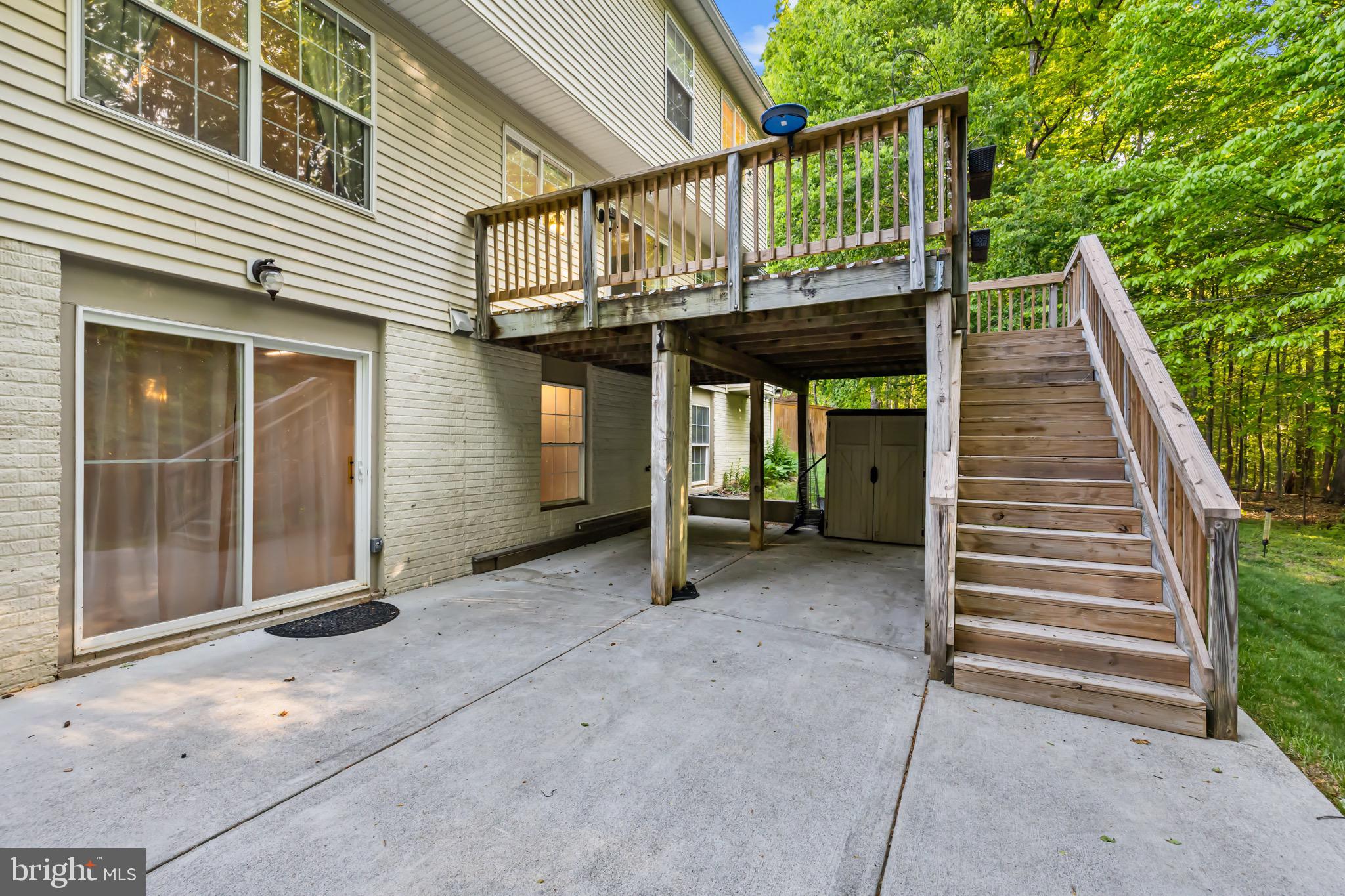 BLOOMS CROSSING - Residential