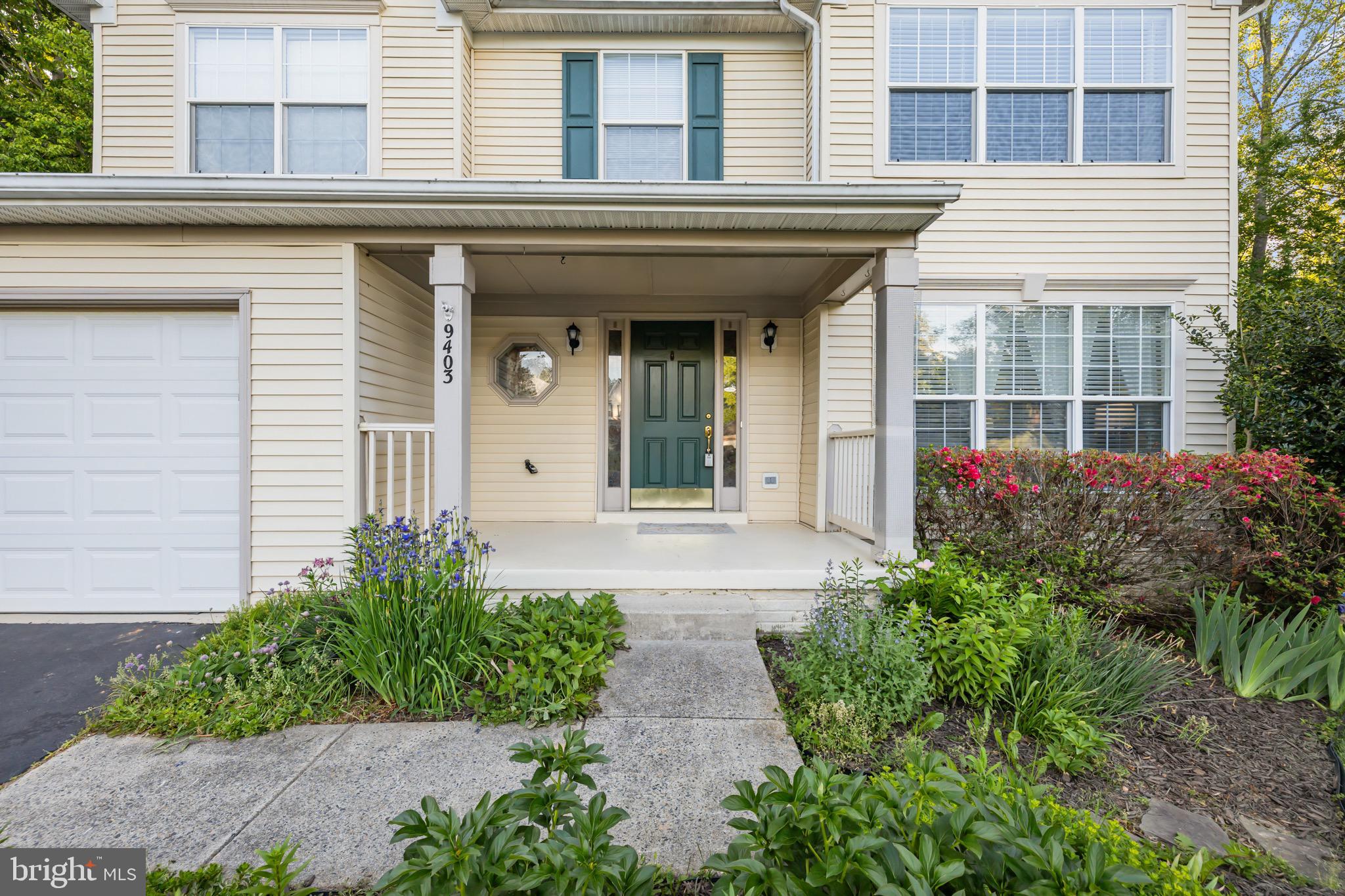 BLOOMS CROSSING - Residential