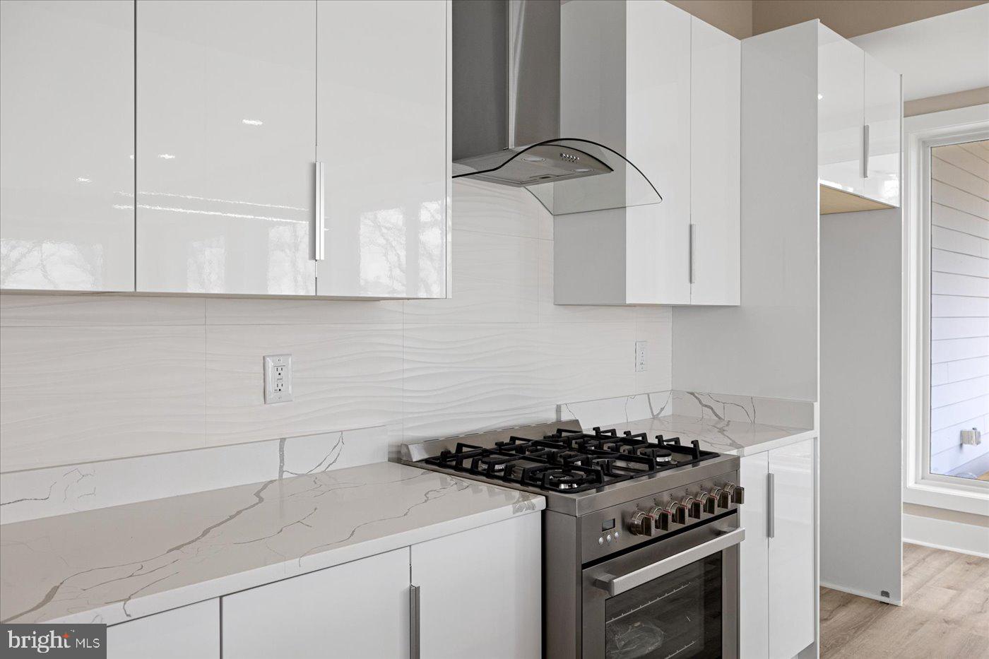 STRATFORD HARBOUR - Residential