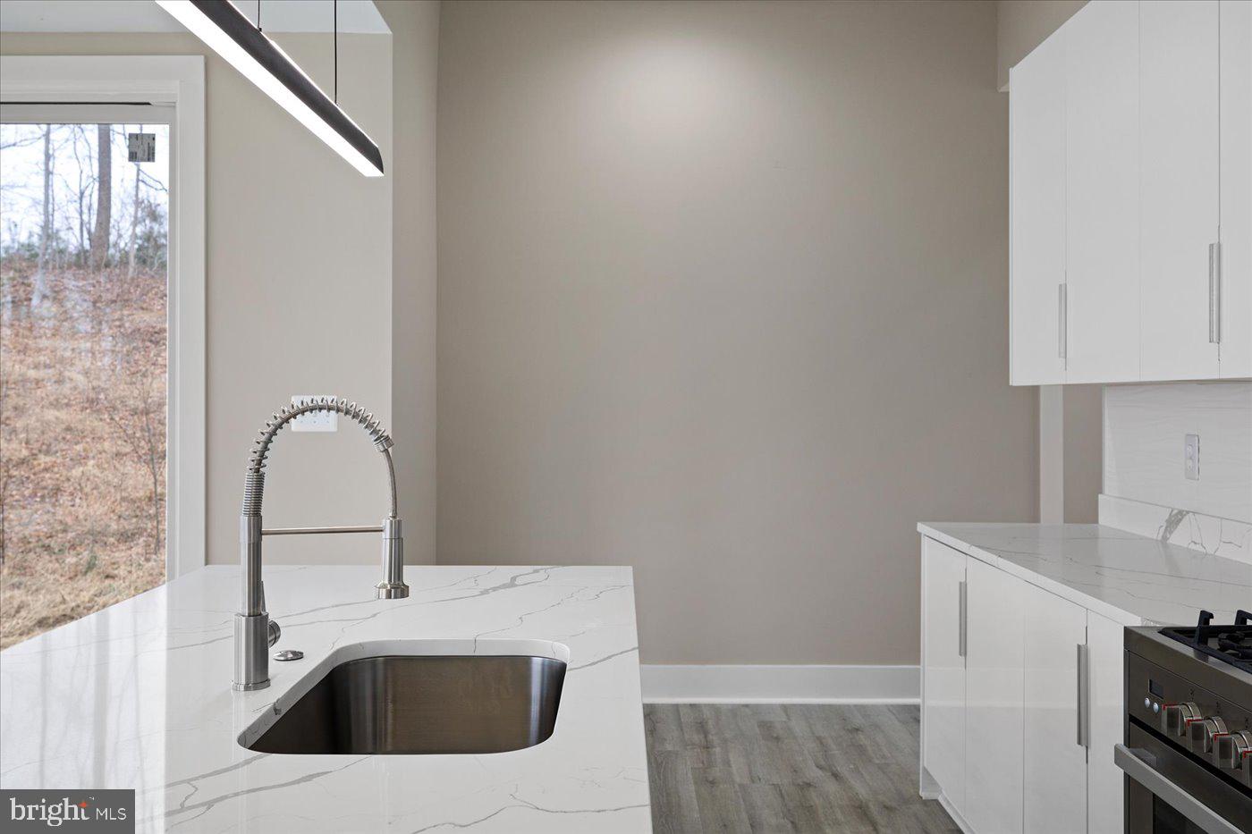 STRATFORD HARBOUR - Residential