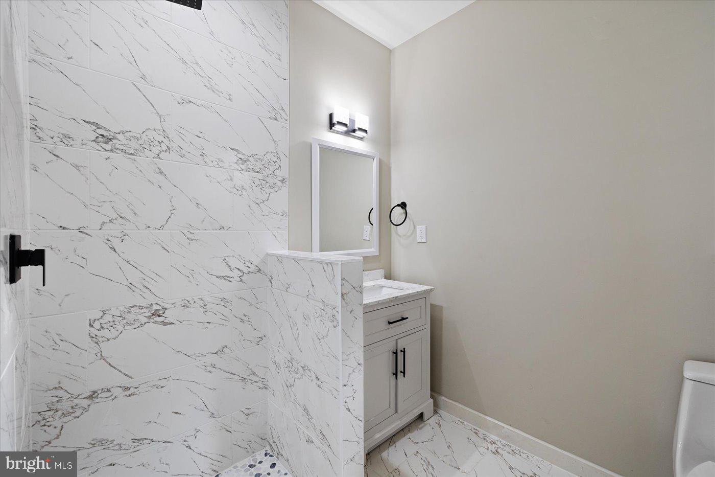 STRATFORD HARBOUR - Residential