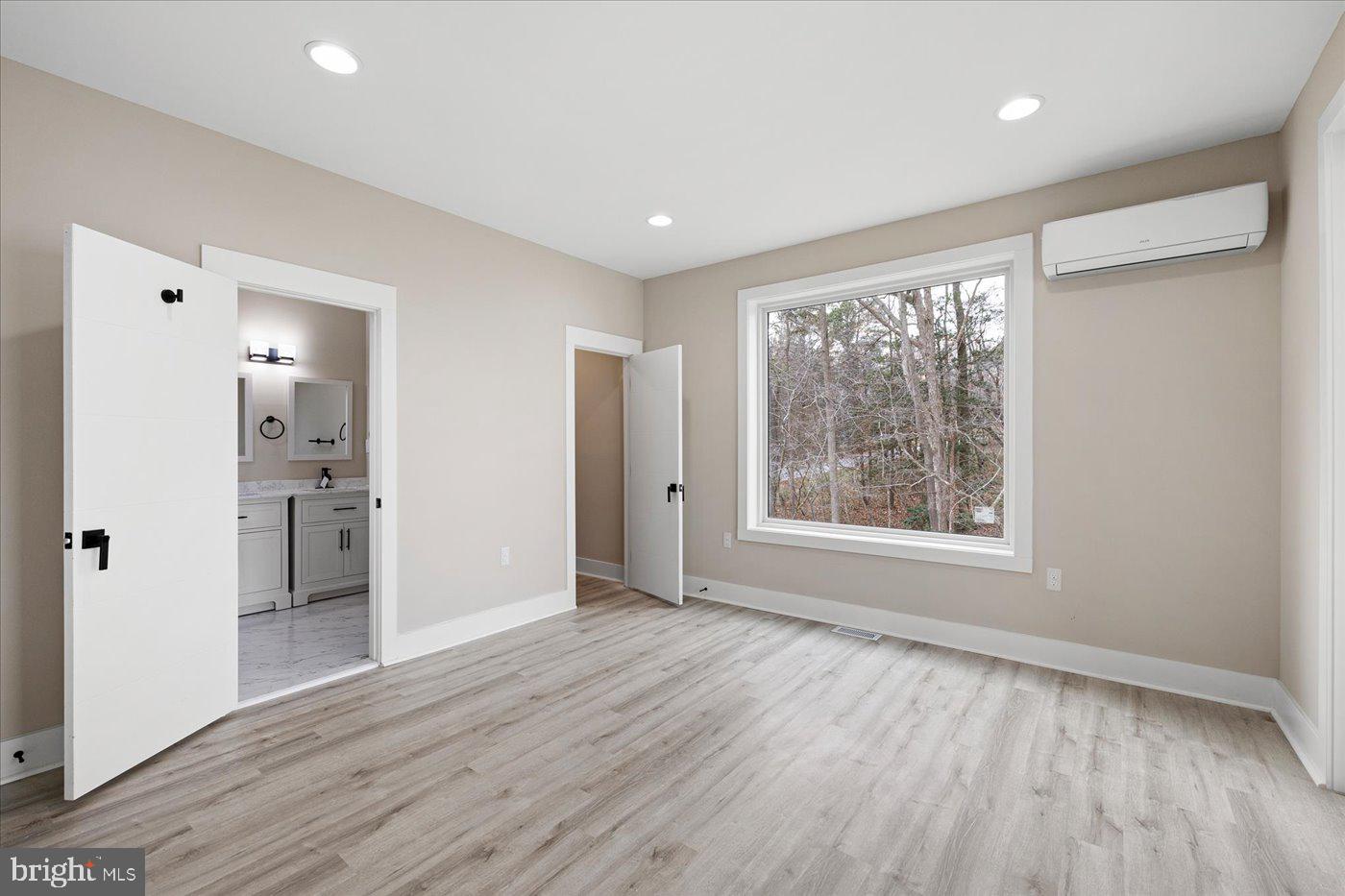 STRATFORD HARBOUR - Residential