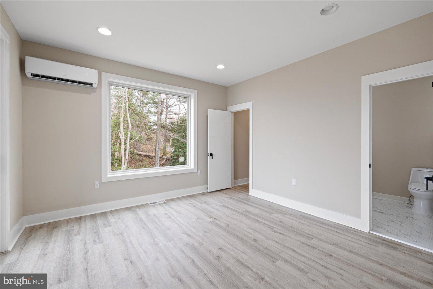 STRATFORD HARBOUR - Residential