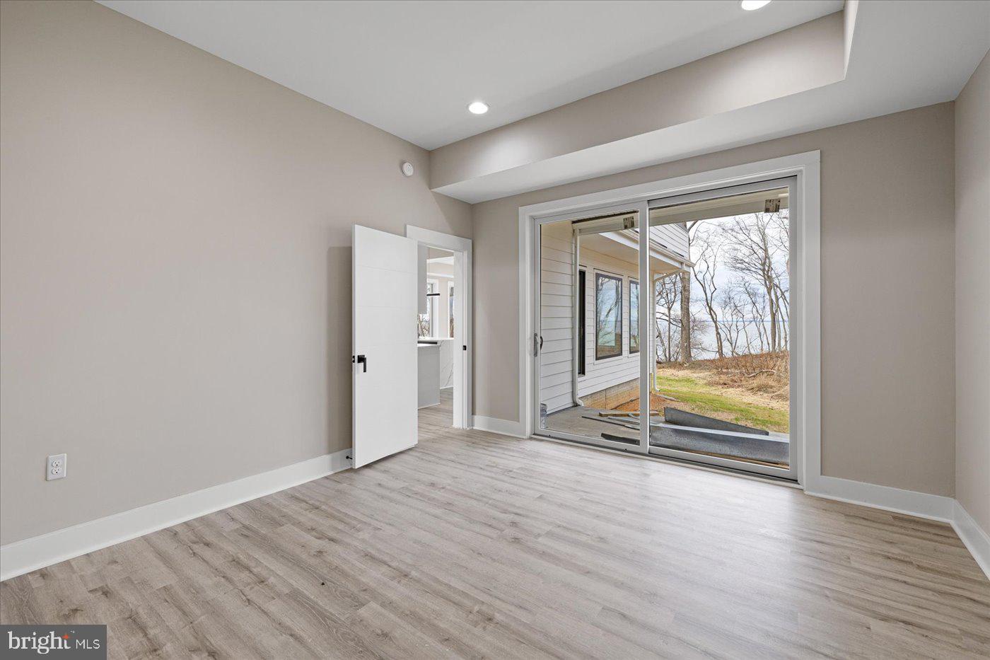 STRATFORD HARBOUR - Residential