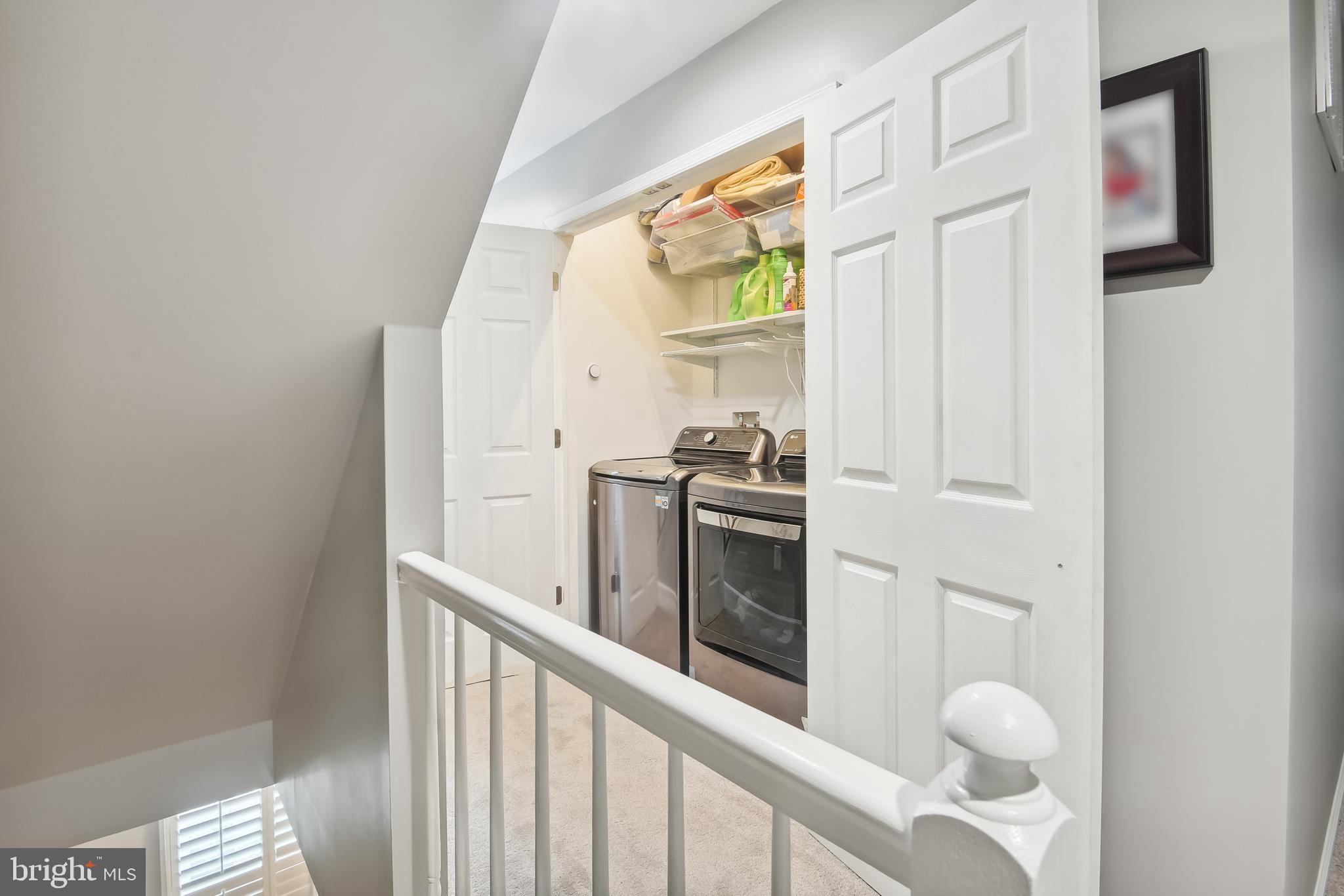 LAKE DEVEREUX - Residential