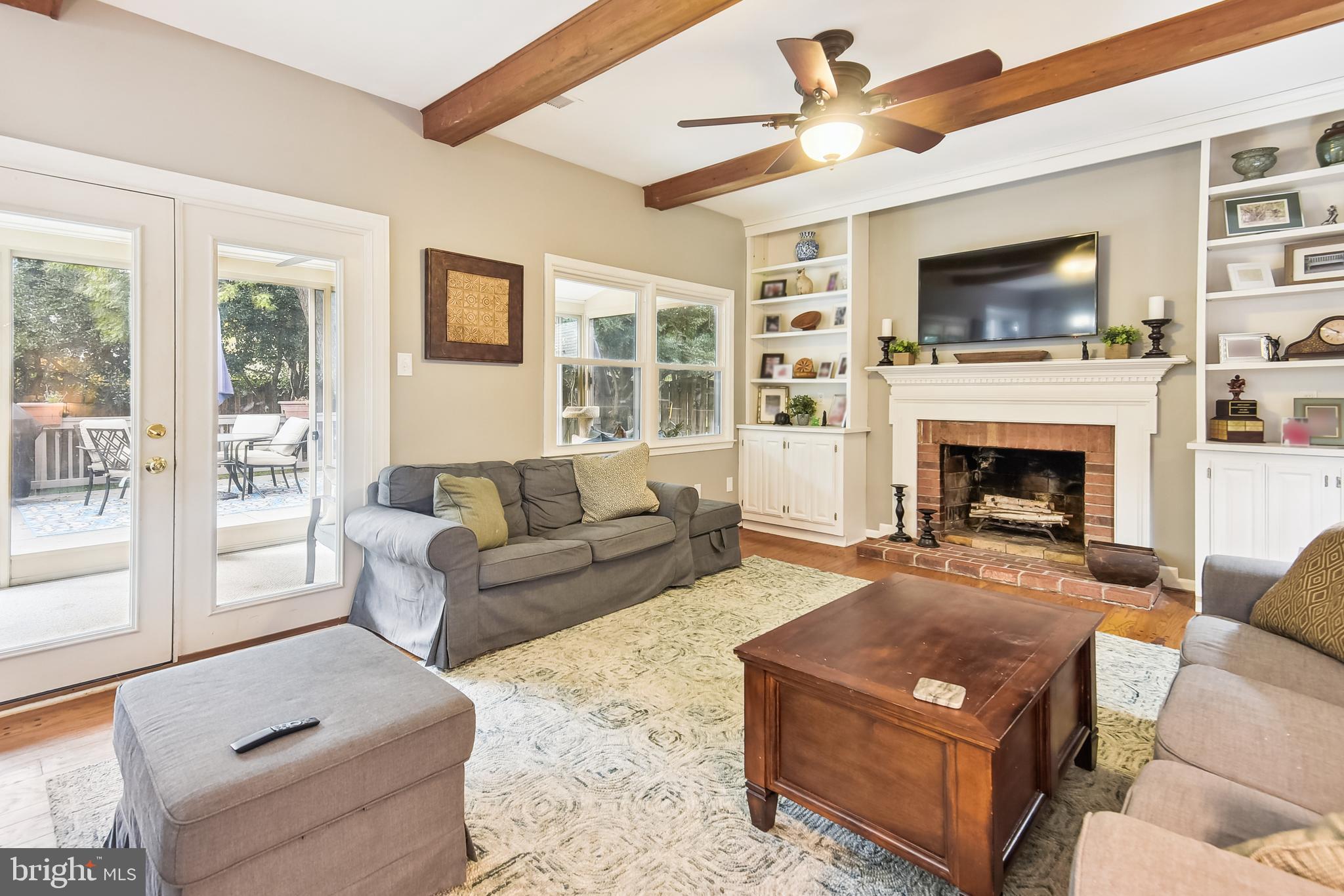 LAKE DEVEREUX - Residential