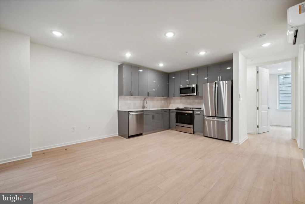 Photo of 225 - 27 N 12th Street, PHILADELPHIA, PA 19107 (MLS # PAPH2568118)